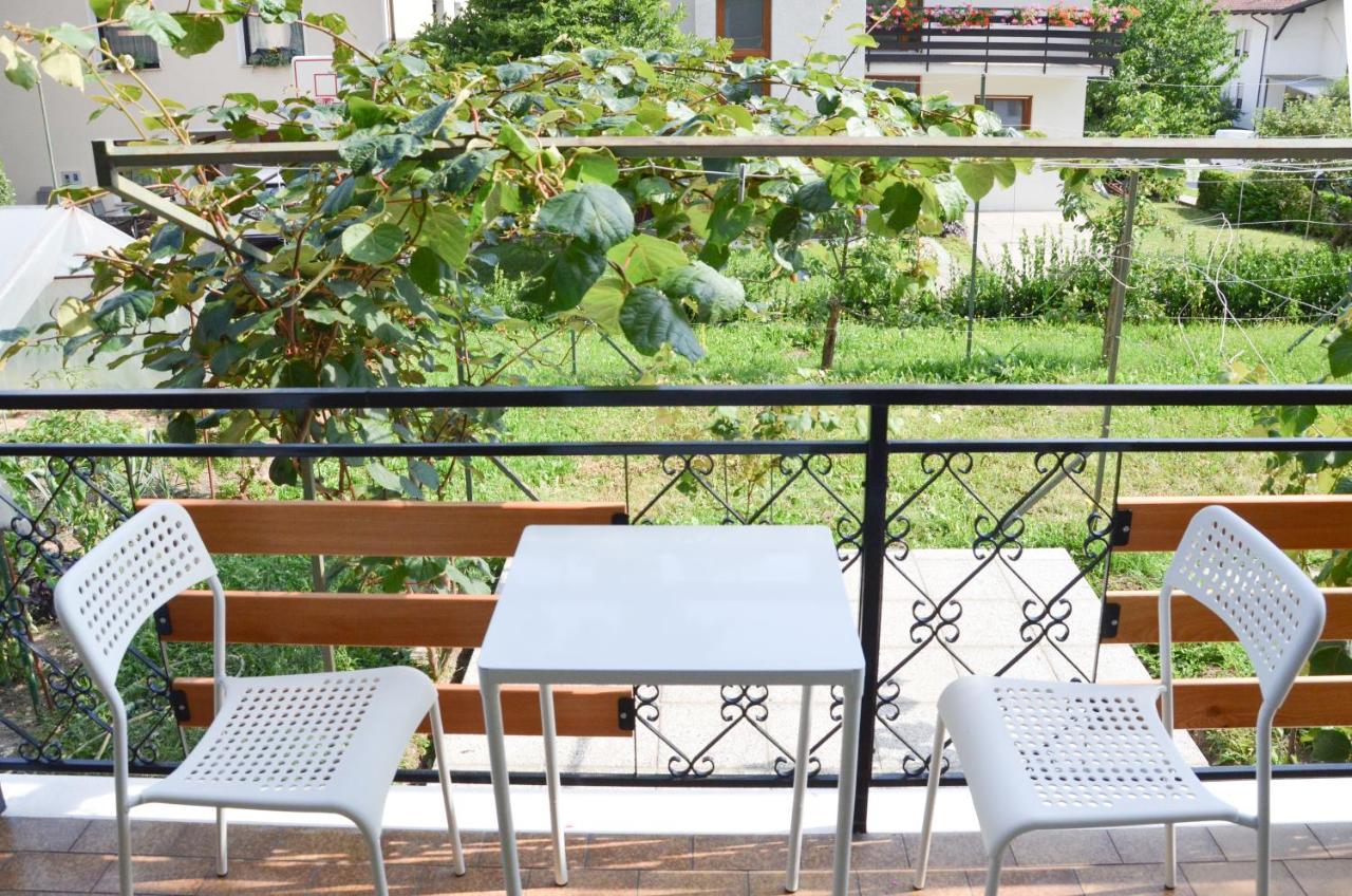 Studio Greenhouse Tolmin Buitenkant foto
